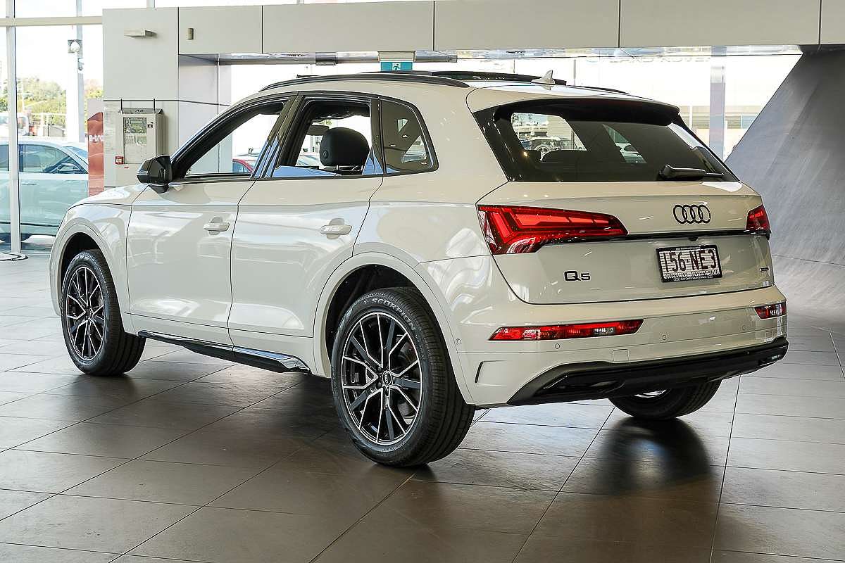 2024 Audi Q5 40 TDI Sport FY