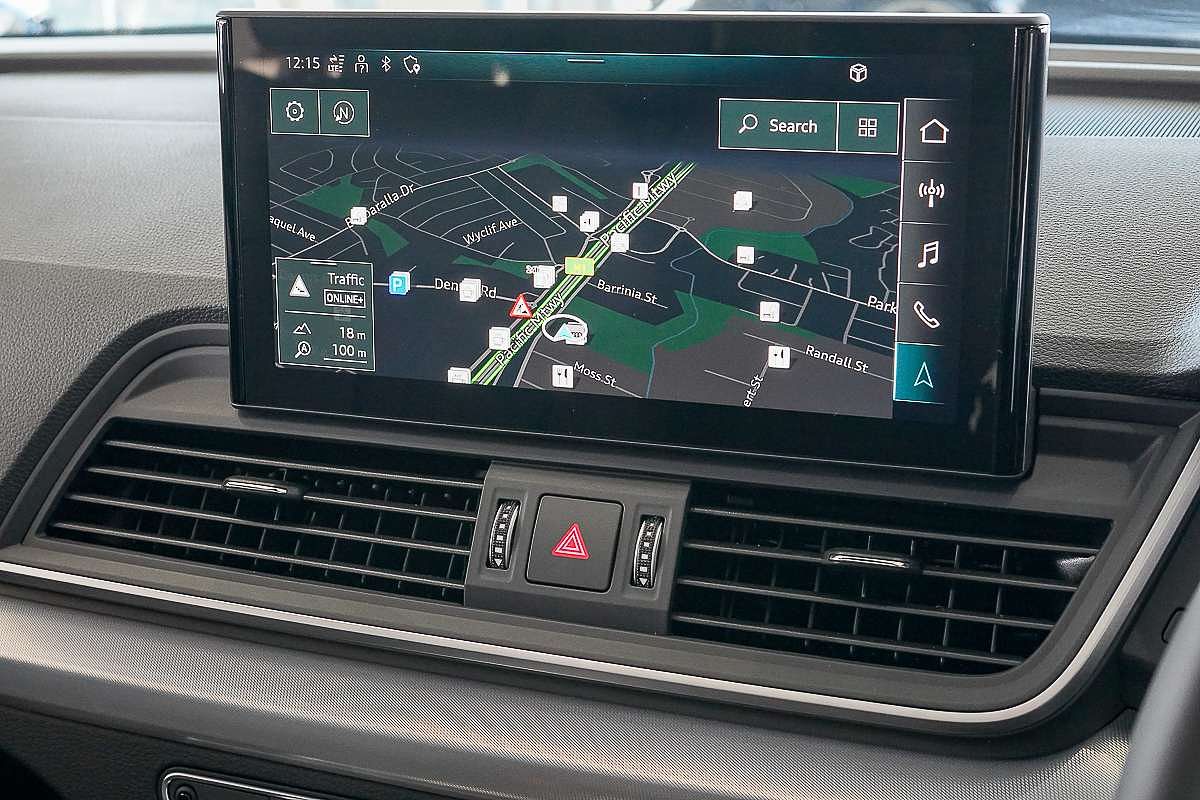 2024 Audi Q5 40 TDI Sport FY
