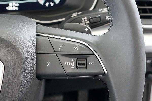 2024 Audi Q5 40 TDI Sport FY
