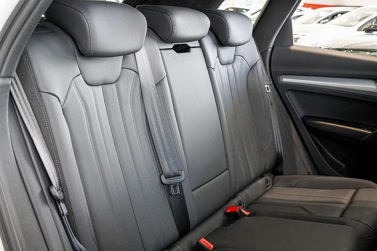 2024 Audi Q5 40 TDI Sport FY