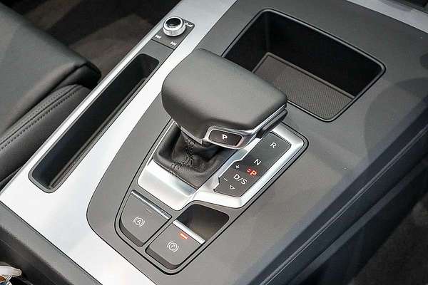 2024 Audi Q5 40 TDI Sport FY