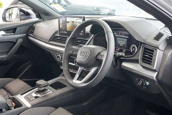 2024 Audi Q5 40 TDI Sport FY