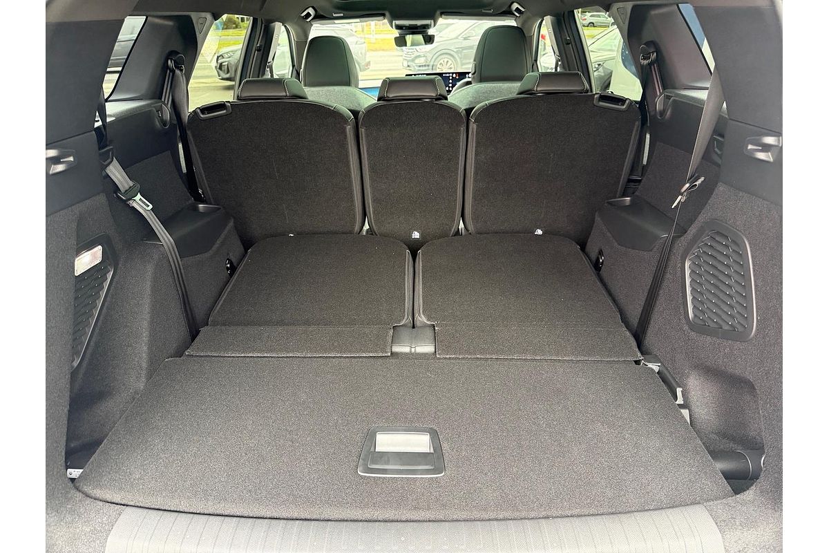 2025 Peugeot 5008 GT Premium Hybrid P74