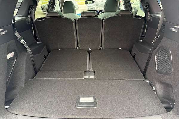 2025 Peugeot 5008 GT Premium Hybrid P74
