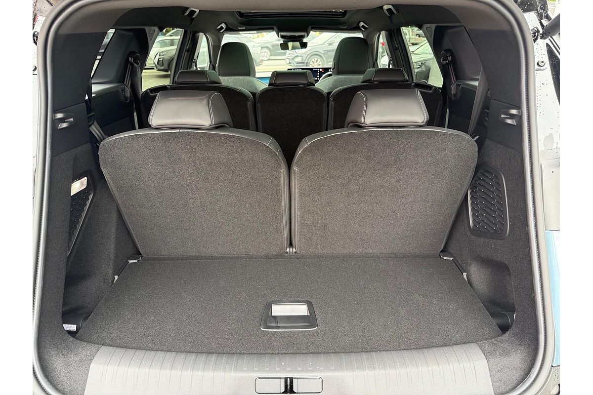 2025 Peugeot 5008 GT Premium Hybrid P74