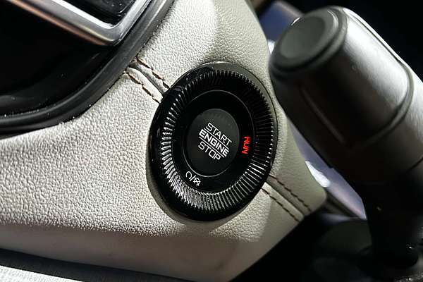 2023 Jeep Compass Limited M6