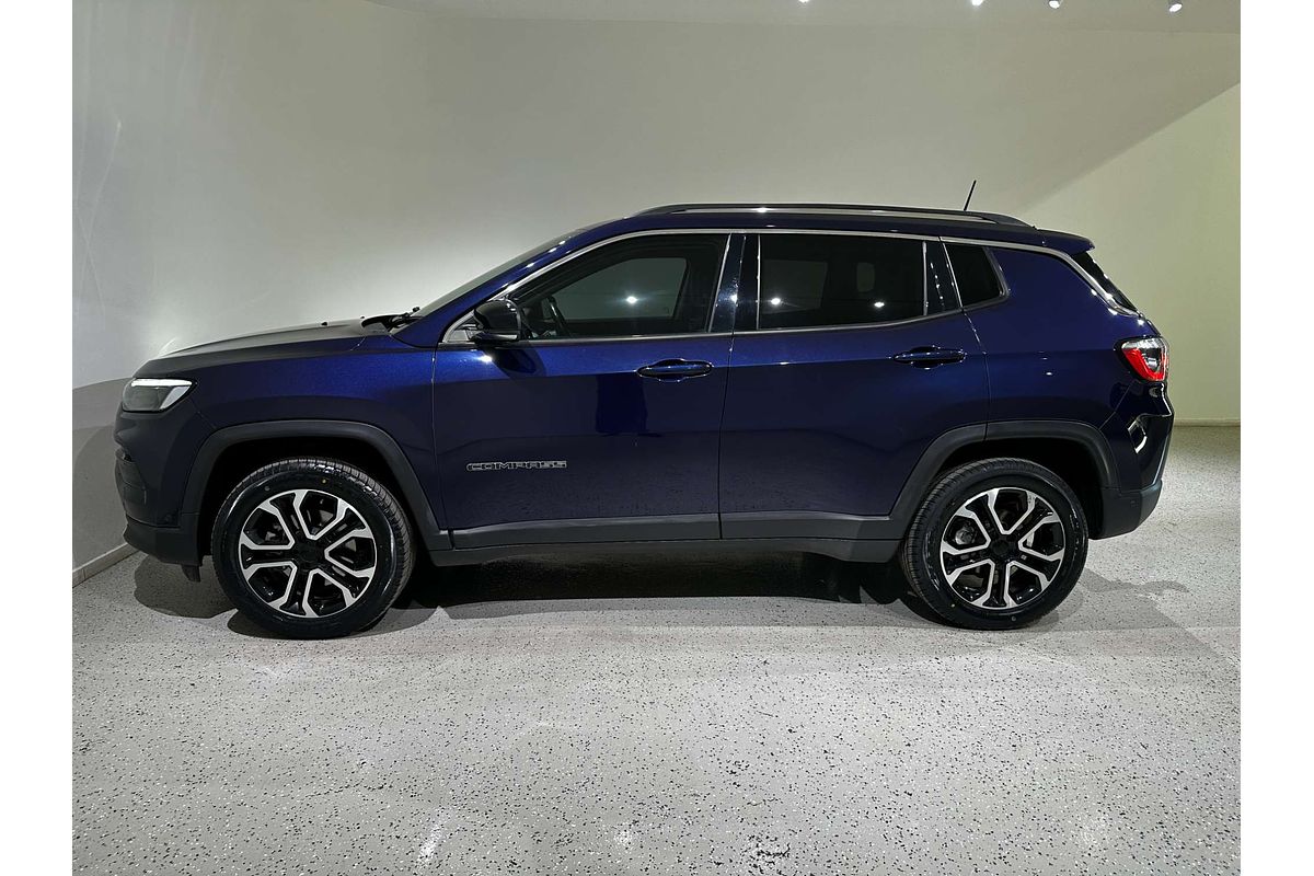 2023 Jeep Compass Limited M6
