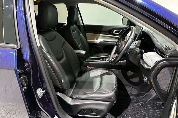2023 Jeep Compass Limited M6