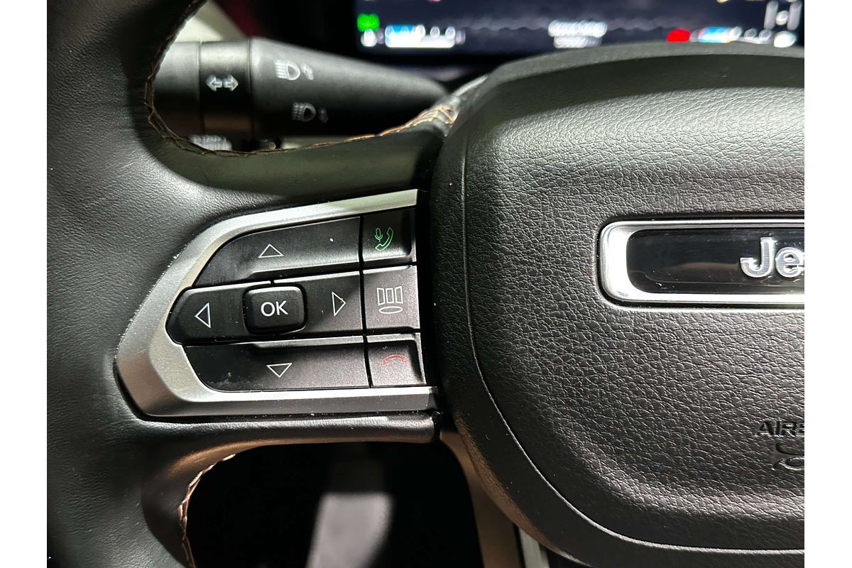 2023 Jeep Compass Limited M6
