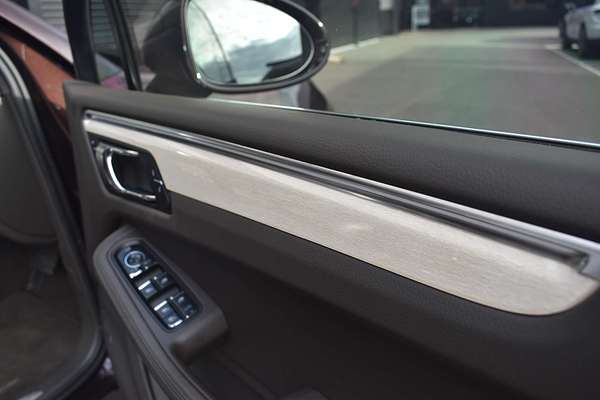 2015 Porsche Macan Turbo 95B