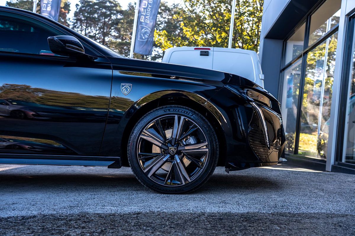 2025 Peugeot 308 GT Hybrid P51