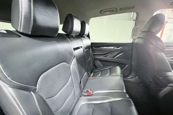 2022 LDV D90 Executive SV9A