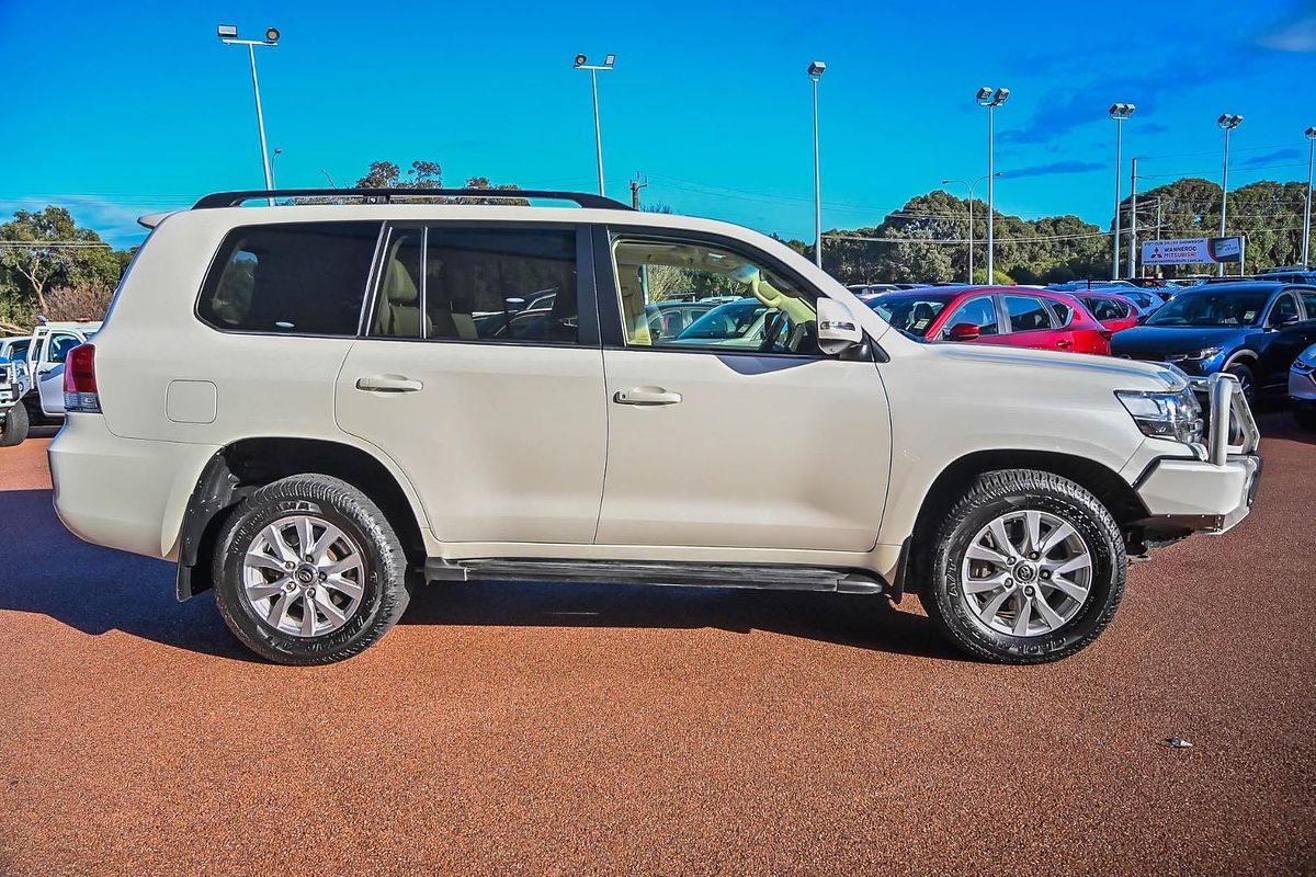 2016 Toyota Landcruiser VX VDJ200R