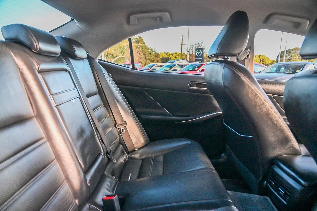 2018 Lexus IS IS300 Luxury ASE30R