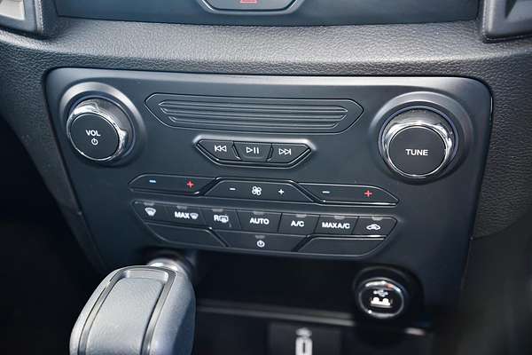 2021 Ford Everest Ambiente UA II 3.2L