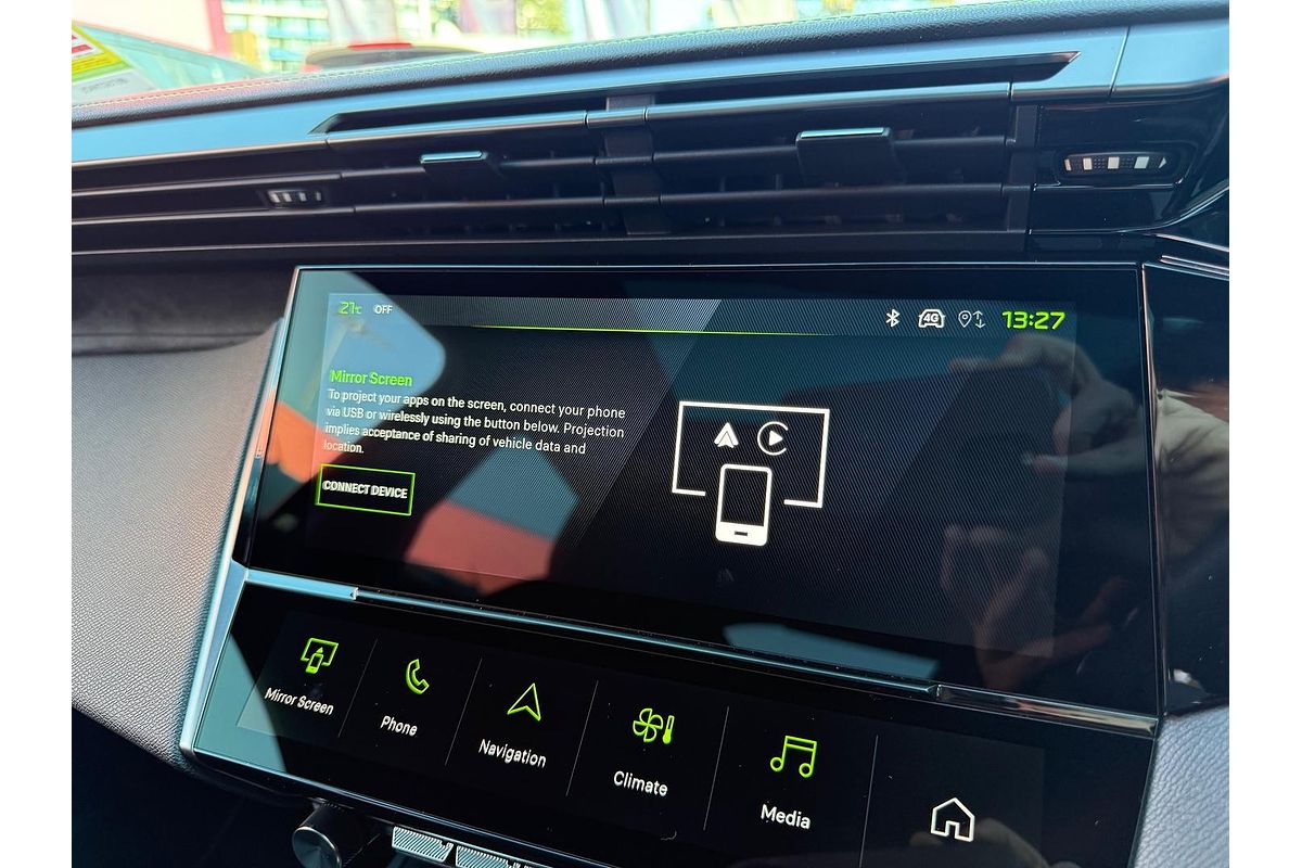 2025 Peugeot 408 GT Premium Hybrid P54