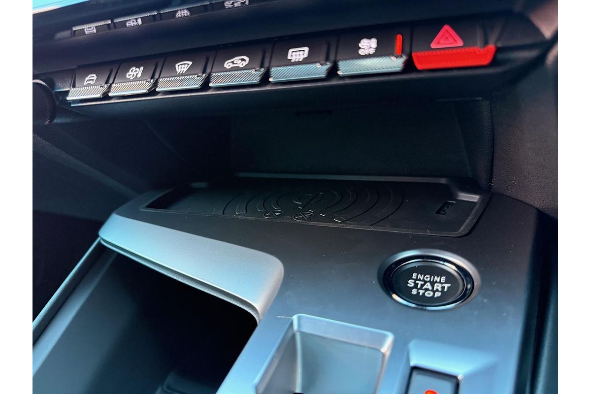 2025 Peugeot 408 GT Premium Hybrid P54