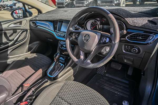 2017 Holden Astra R BK