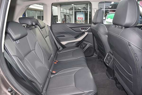 2024 Subaru Forester 2.5i-S S5