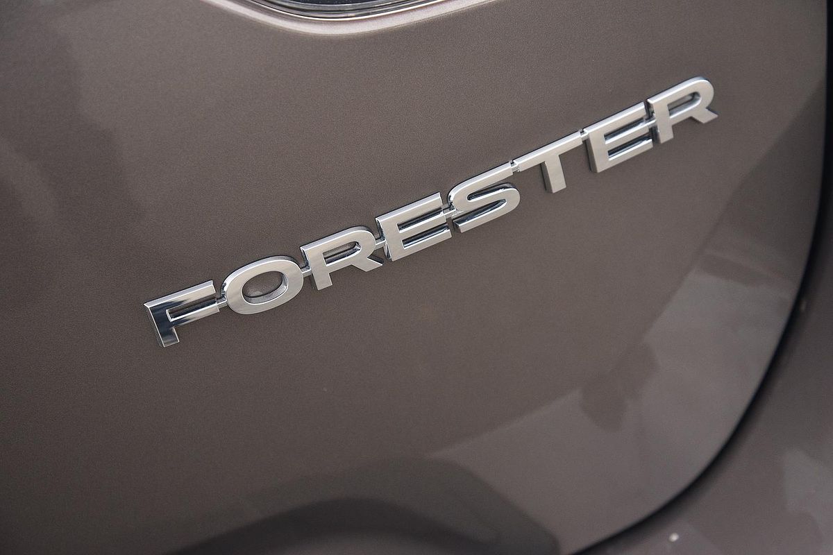 2024 Subaru Forester 2.5i-S S5