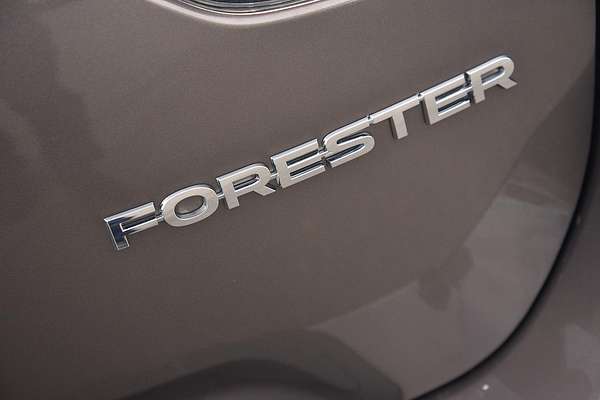 2024 Subaru Forester 2.5i-S S5
