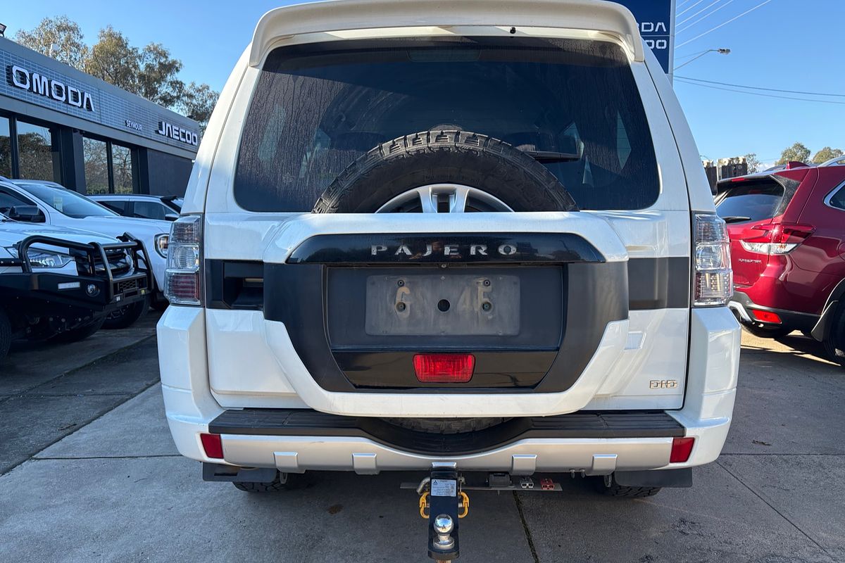 2015 Mitsubishi Pajero GLX NX