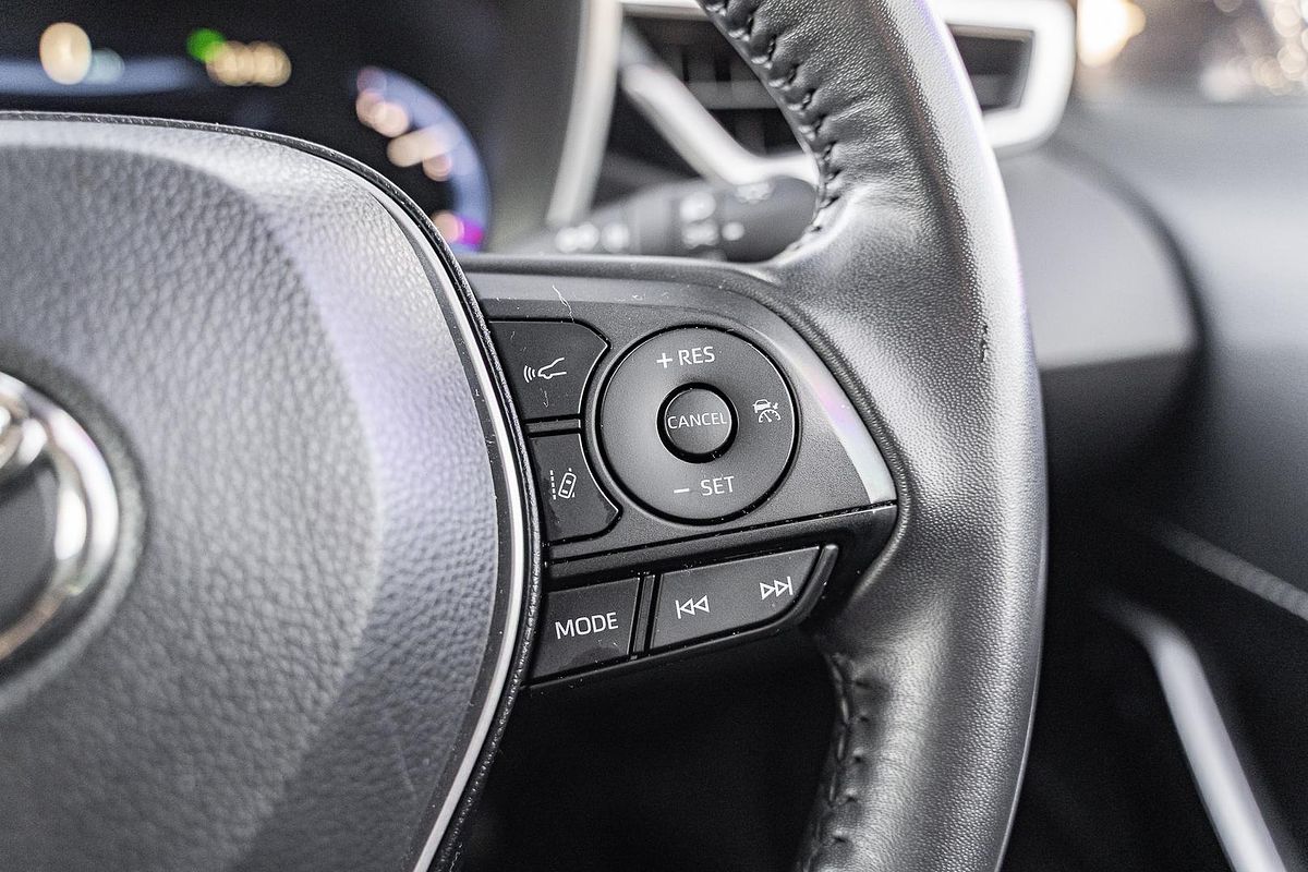 2021 Toyota Corolla ZR Hybrid ZWE211R
