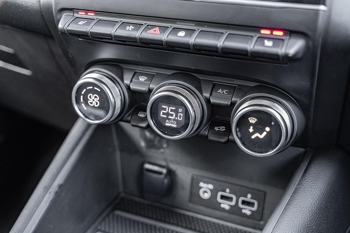2023 Renault Captur Intens XJB
