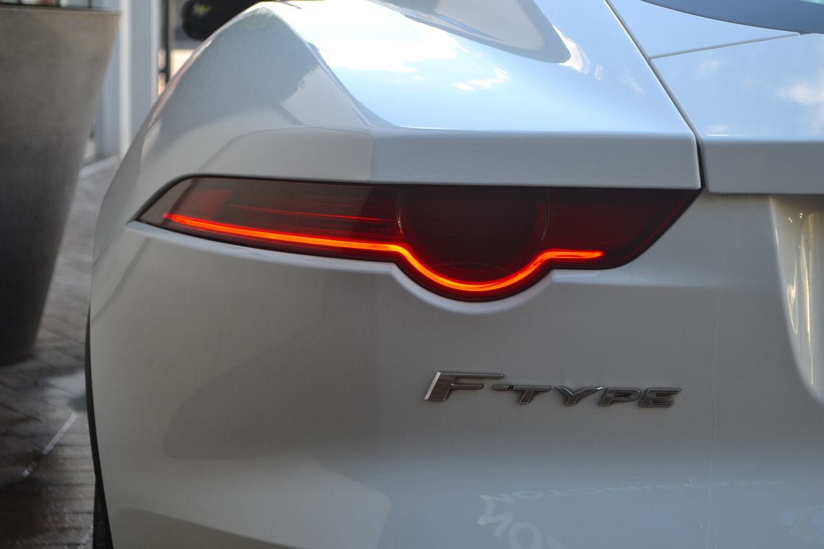 2014 Jaguar F-TYPE X152