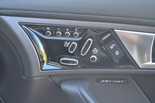 2014 Jaguar F-TYPE X152