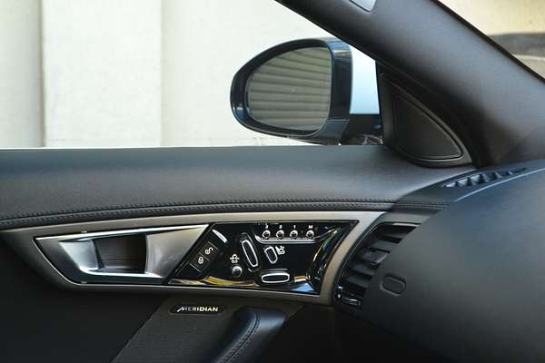 2014 Jaguar F-TYPE X152