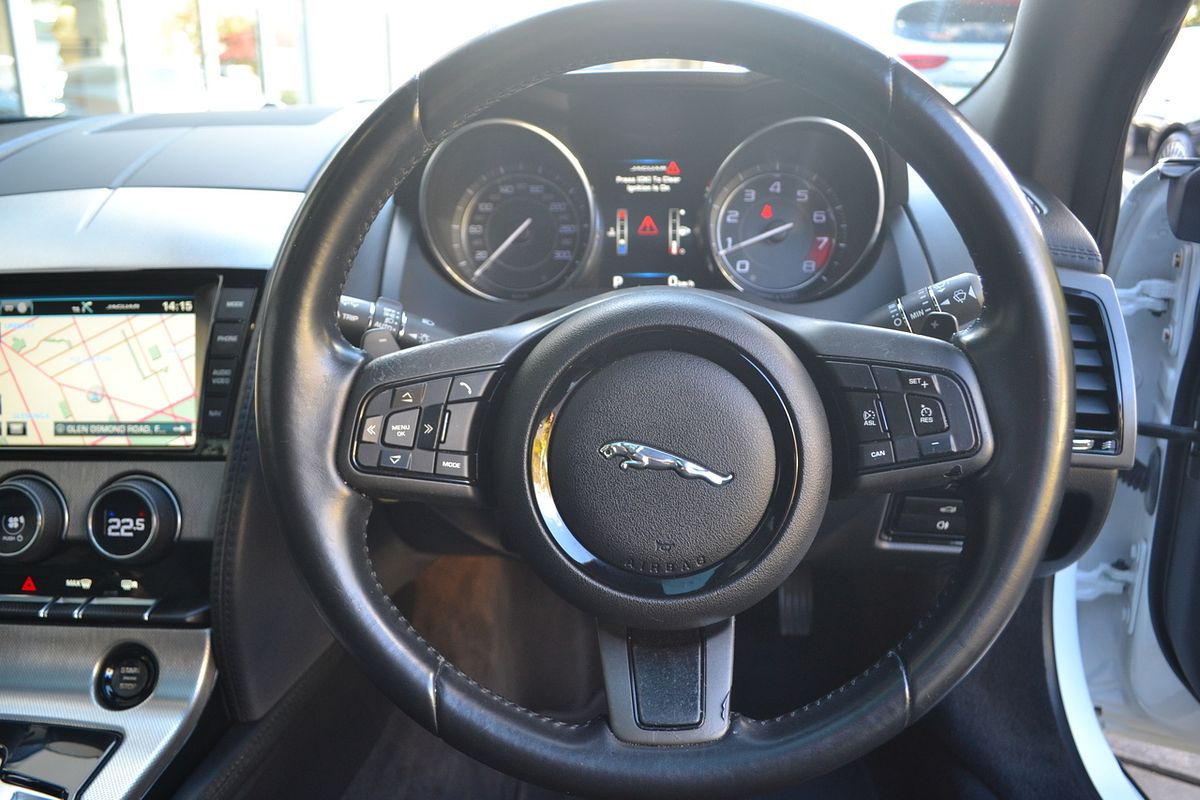 2014 Jaguar F-TYPE X152