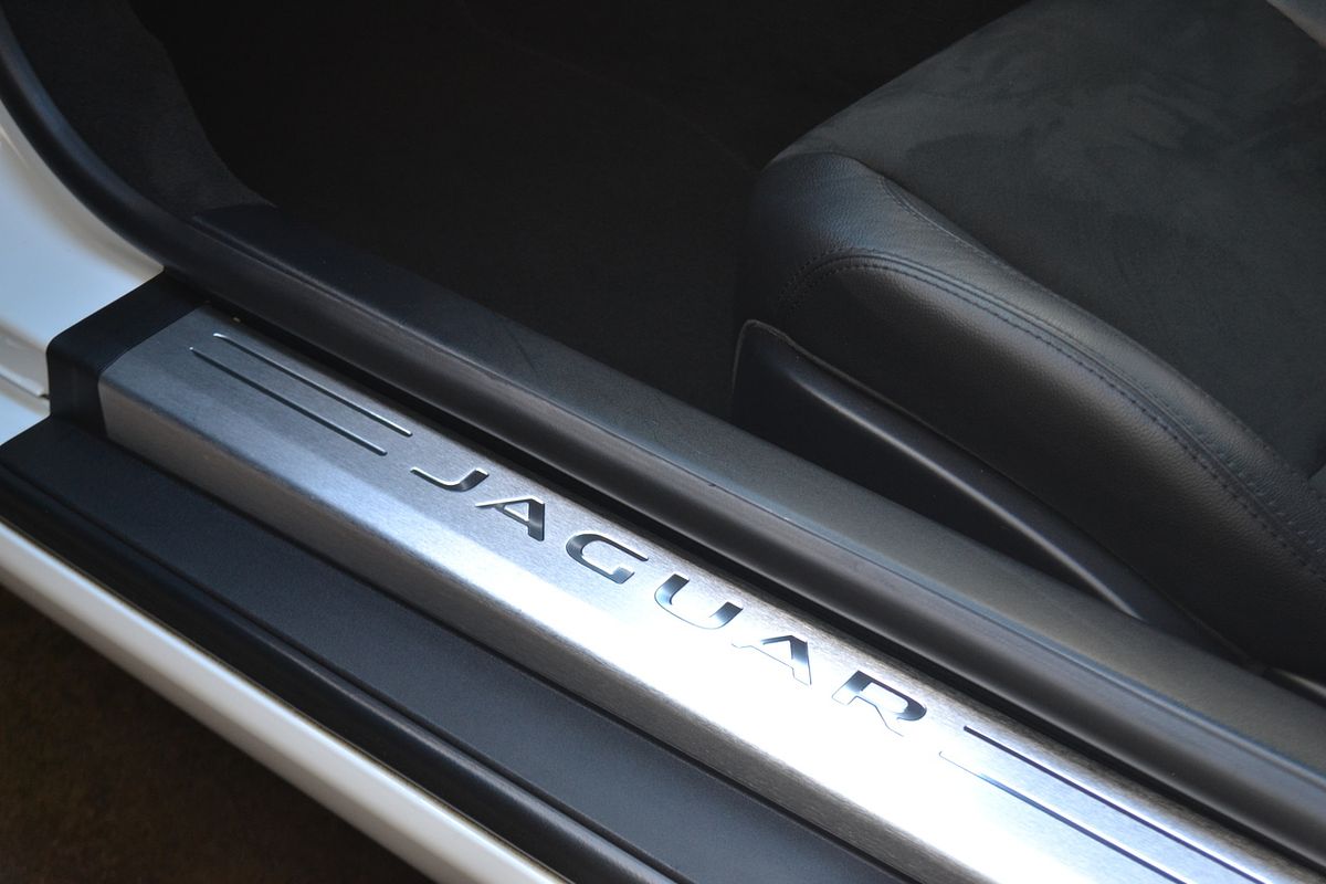 2014 Jaguar F-TYPE X152