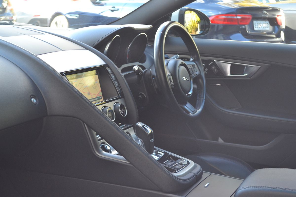 2014 Jaguar F-TYPE X152