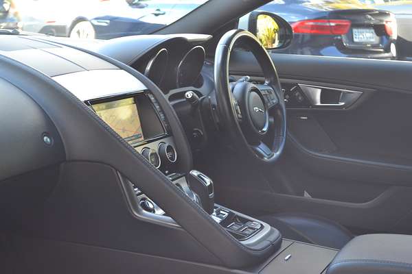 2014 Jaguar F-TYPE X152