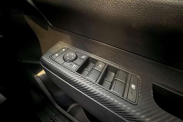 2024 Mitsubishi Triton GLX+ MV 4X4