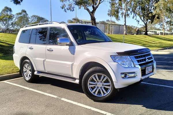 2019 Mitsubishi Pajero GLS NX