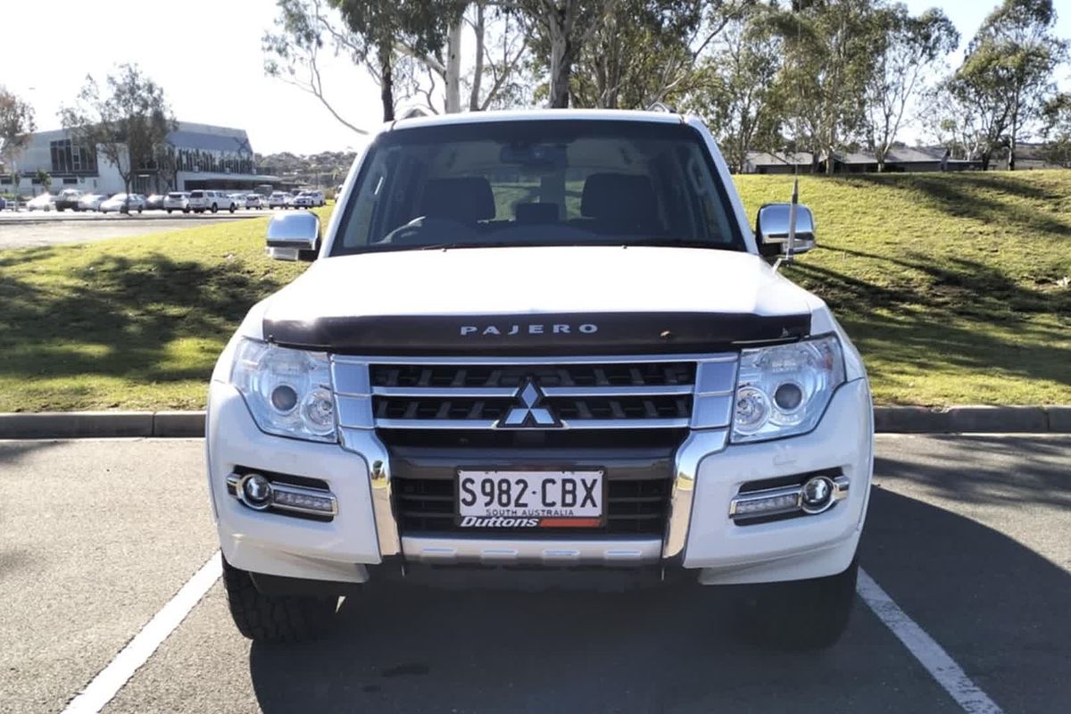 2019 Mitsubishi Pajero GLS NX