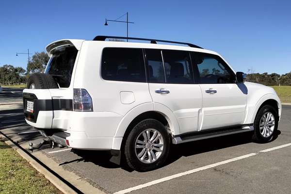 2019 Mitsubishi Pajero GLS NX