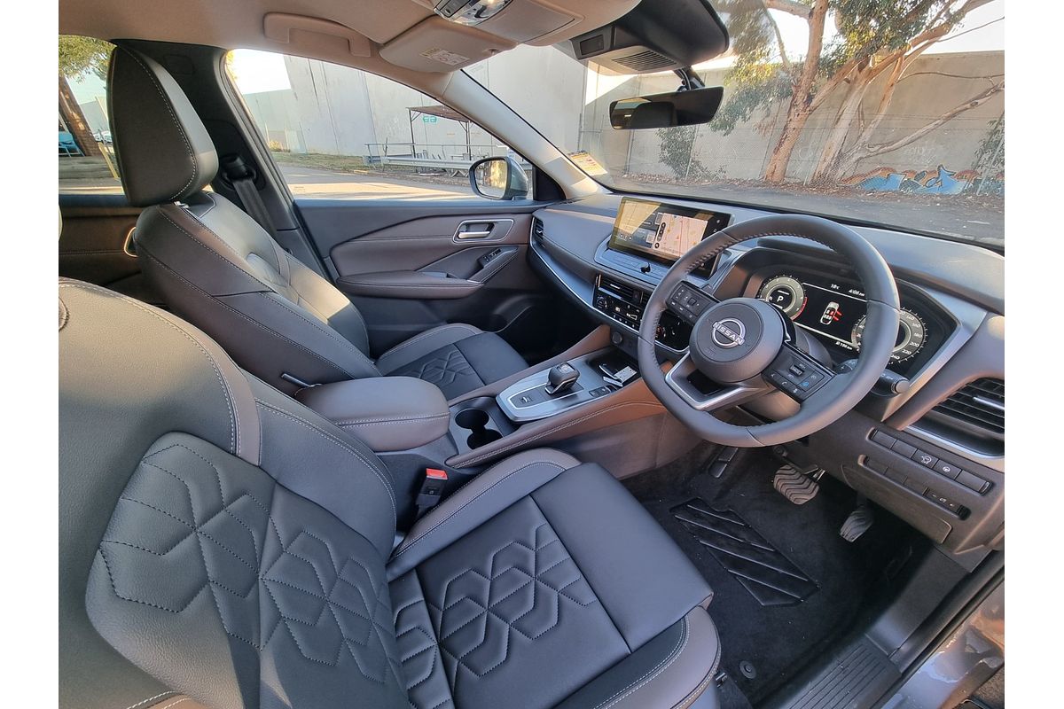 2025 Nissan QASHQAI Ti J12