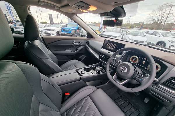 2025 Nissan X-TRAIL Ti-L T33