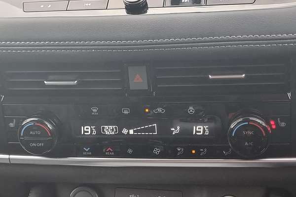 2025 Nissan X-TRAIL Ti-L T33