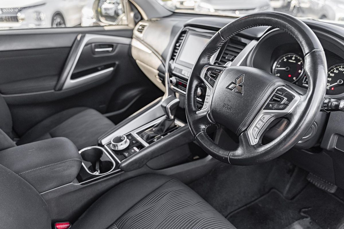2021 Mitsubishi Pajero Sport GLS QF
