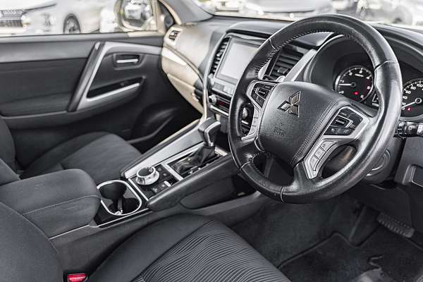 2021 Mitsubishi Pajero Sport GLS QF