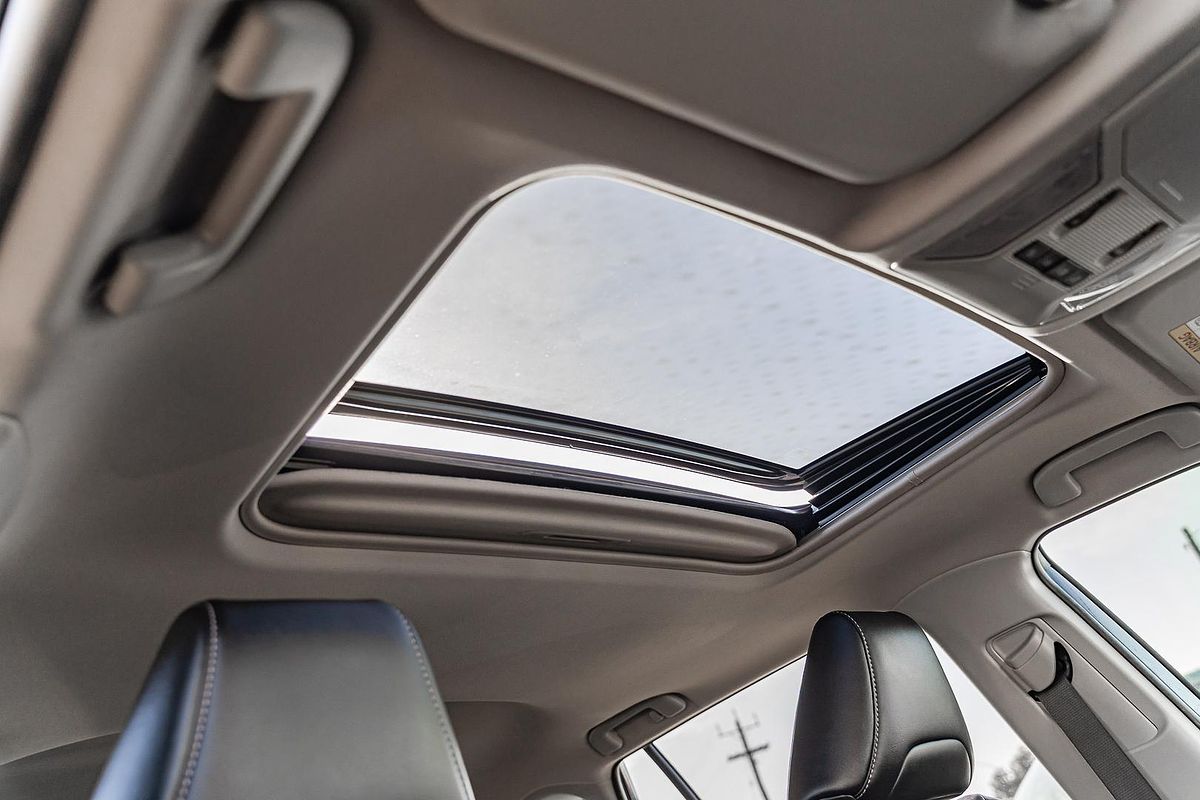 2019 Toyota RAV4 Cruiser MXAA52R