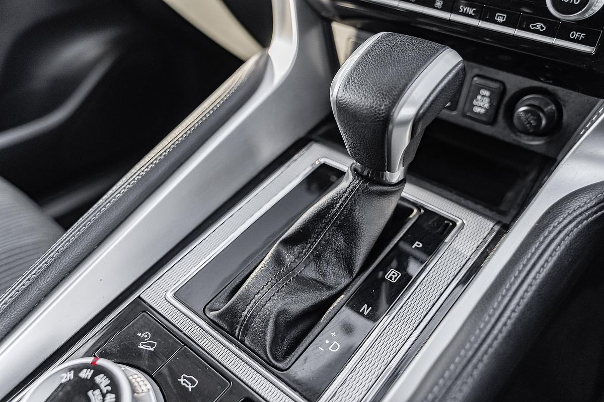2021 Mitsubishi Pajero Sport GLS QF