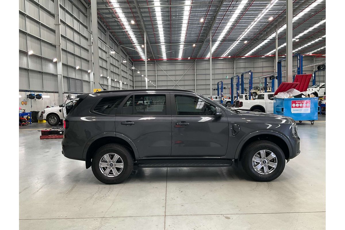 2024 Ford Everest Ambiente 2.0L