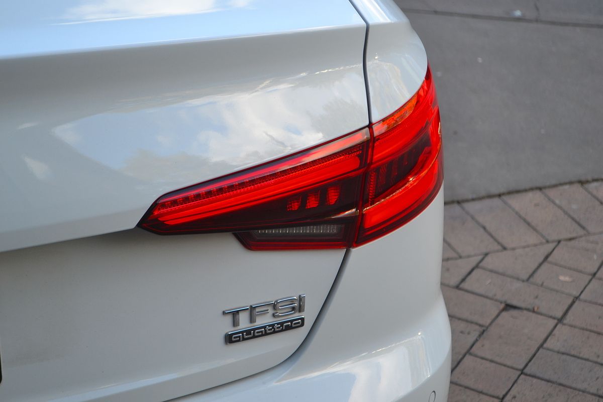 2017 Audi A4 S line B9