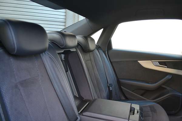2017 Audi A4 S line B9