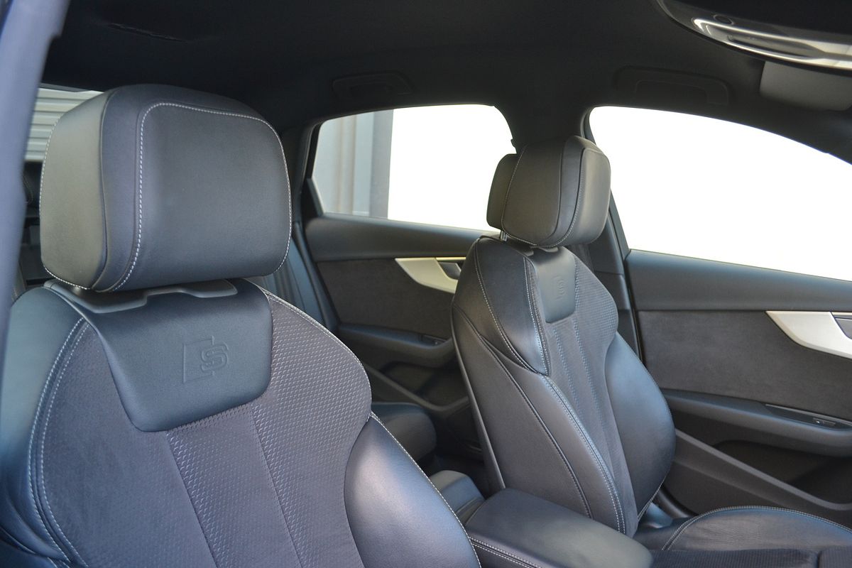2017 Audi A4 S line B9